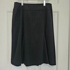 East 5th Size 8 Petite Long Trumpet Skirt Flowy Knee Length Zip Side